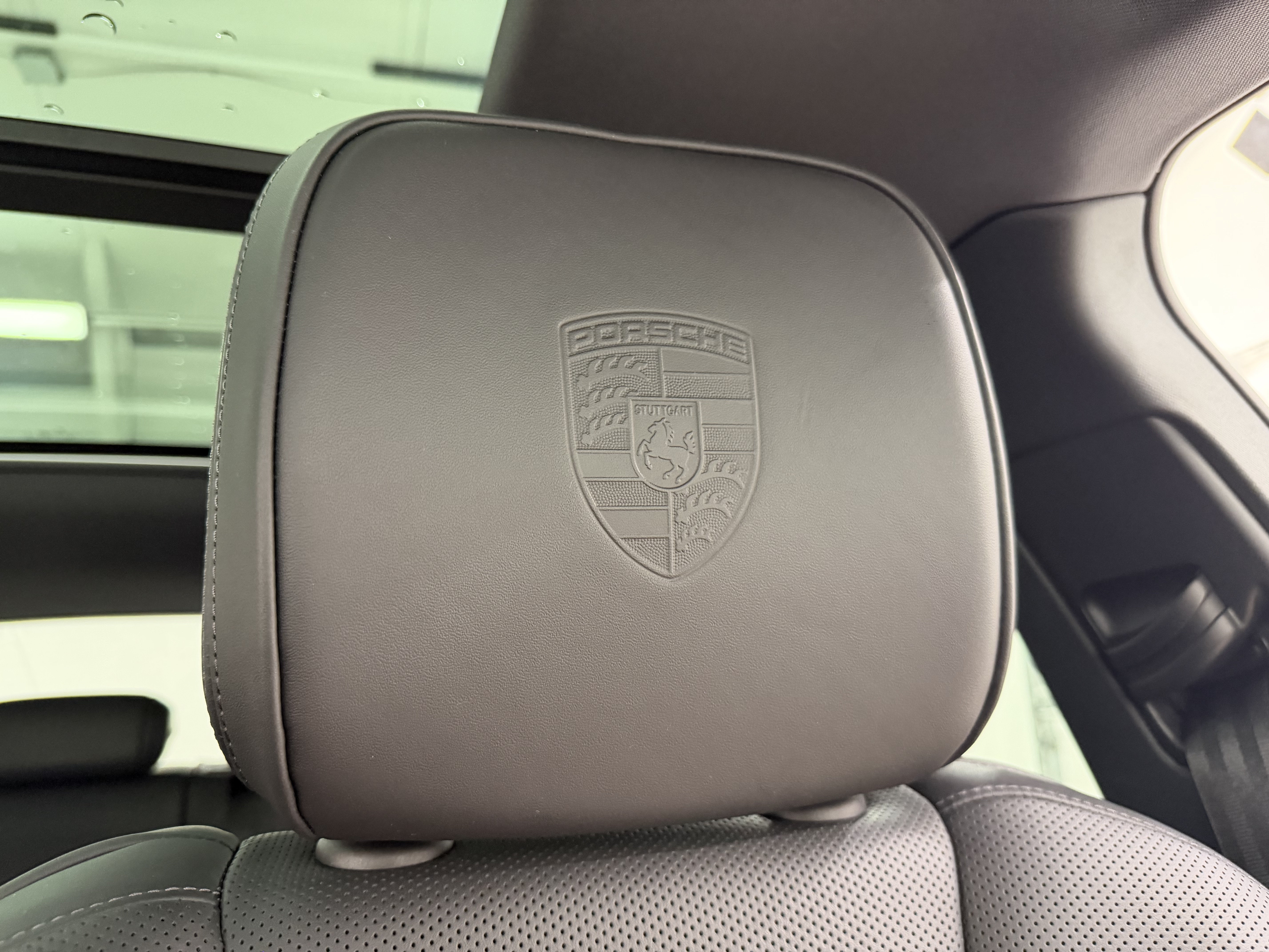 New 2026 Porsche Macan Turbo AWD/4WD image 35