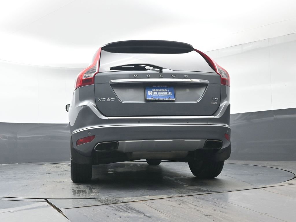 Used 2017 Volvo XC60 T5 Inscription w/ Preferred Option Package image 33