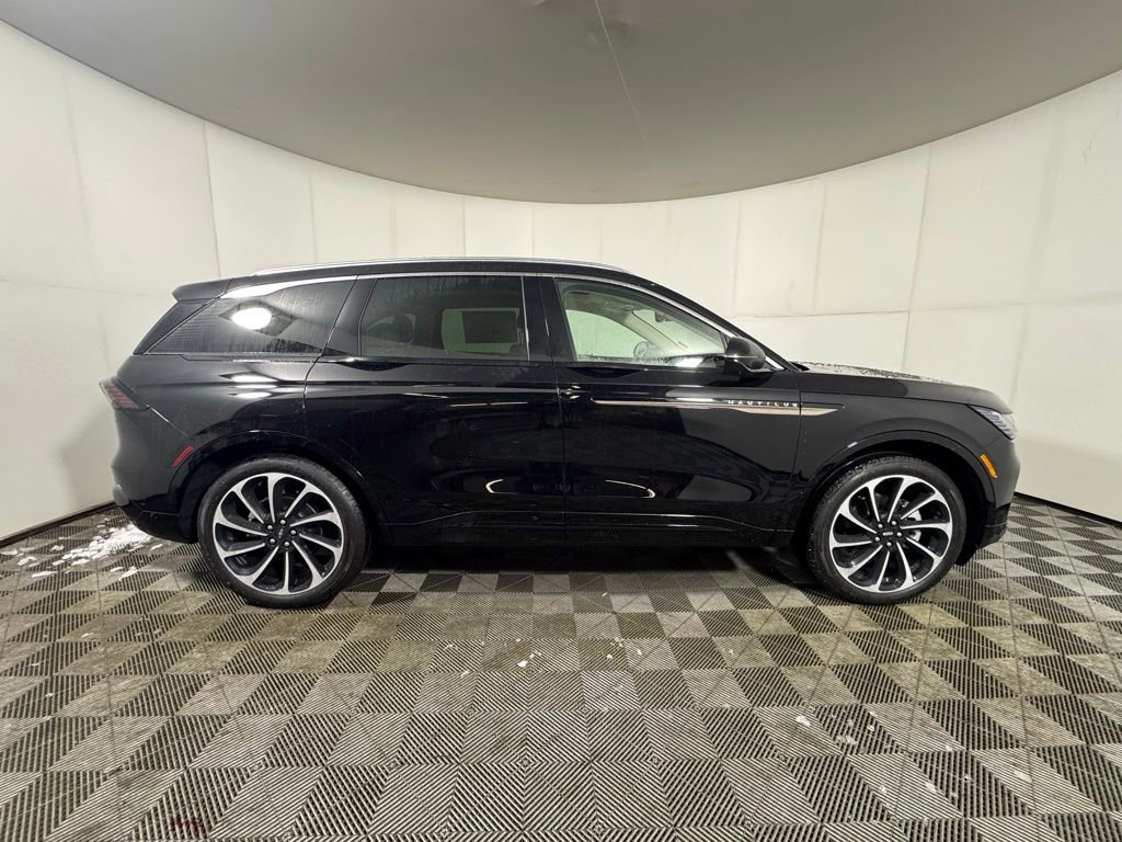 New 2026 Lincoln Nautilus Black Label AWD/4WD image 6