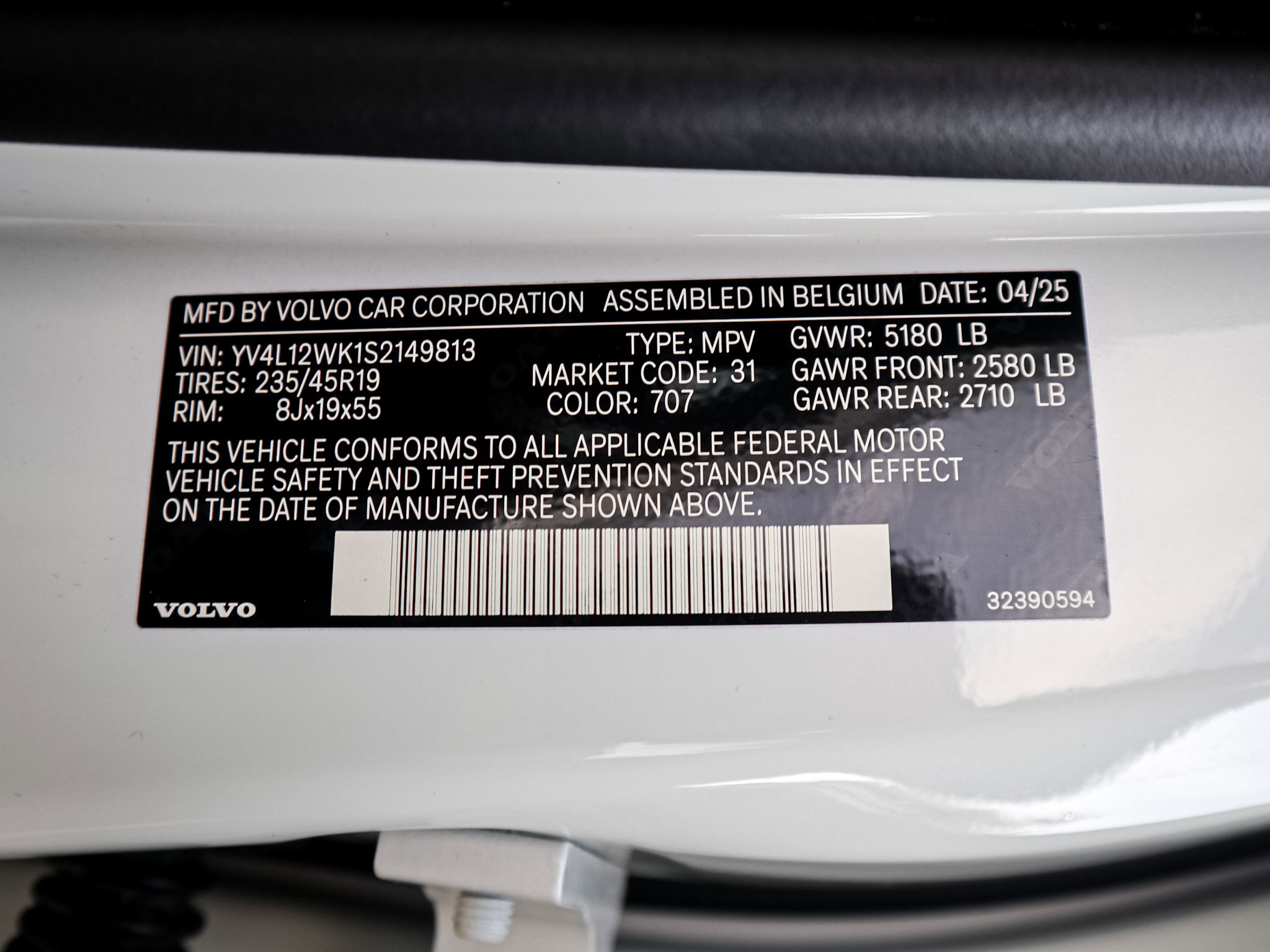 Used 2025 Volvo V60 B5 Cross Country Plus image 35