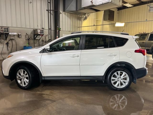 Used 2014 Toyota RAV4 Limited AWD/4WD image 3