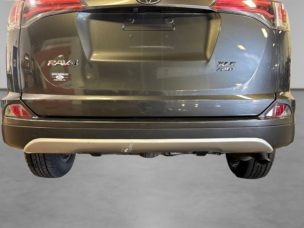 Used 2018 Toyota RAV4 XLE w/ Plus Extra Value Package image 16