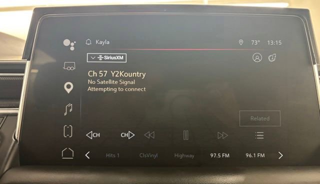 Used 2024 GMC Yukon AT4 w/ Technology Package AWD/4WD image 32