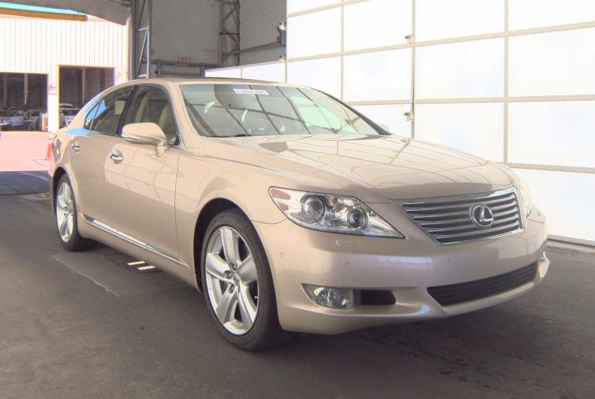 Used 2011 Lexus LS 460 w/ Comfort Pkg image 1