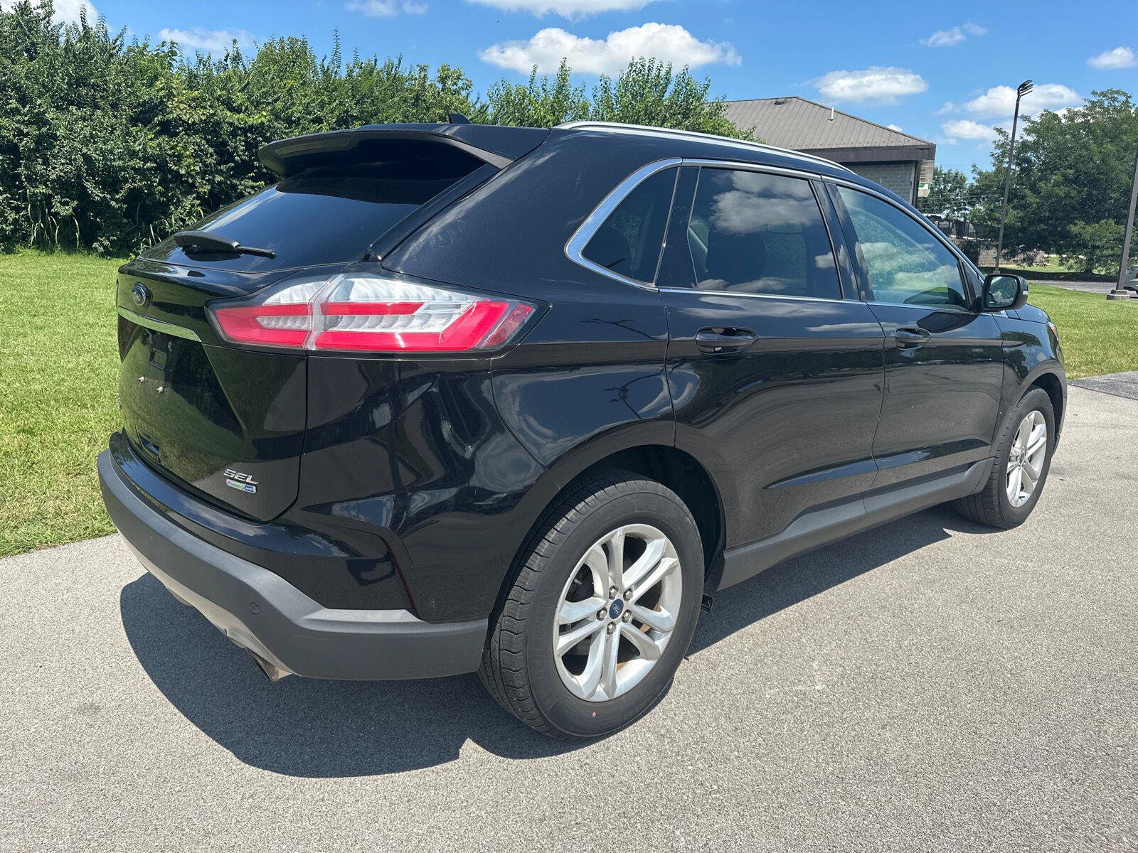 Certified 2019 Ford Edge SEL w/ Equipment Group 201A AWD/4WD image 14