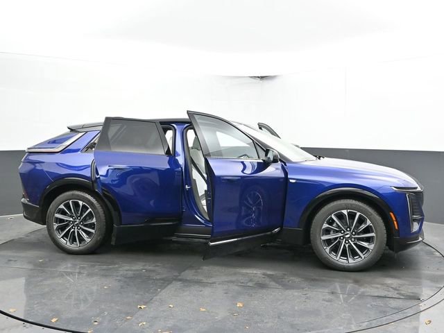 New 2025 Cadillac Lyriq Sport image 56