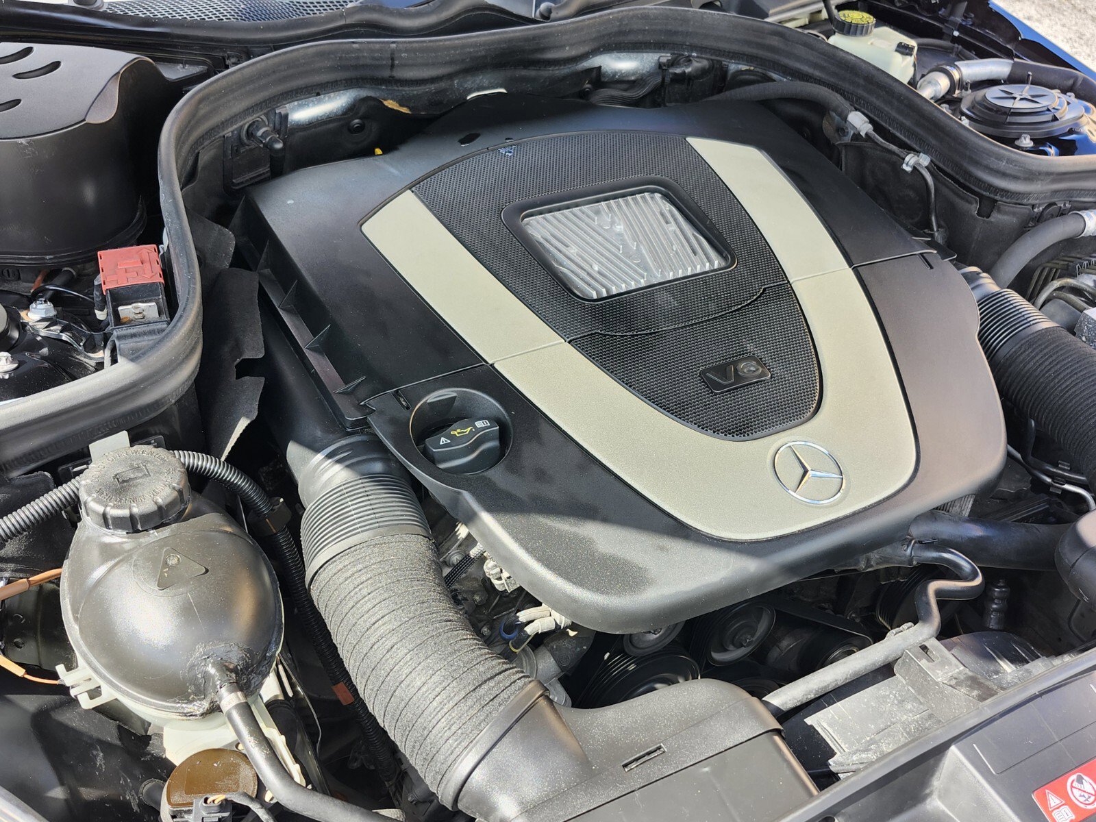 Used 2011 Mercedes-Benz E 350 Sedan image 26