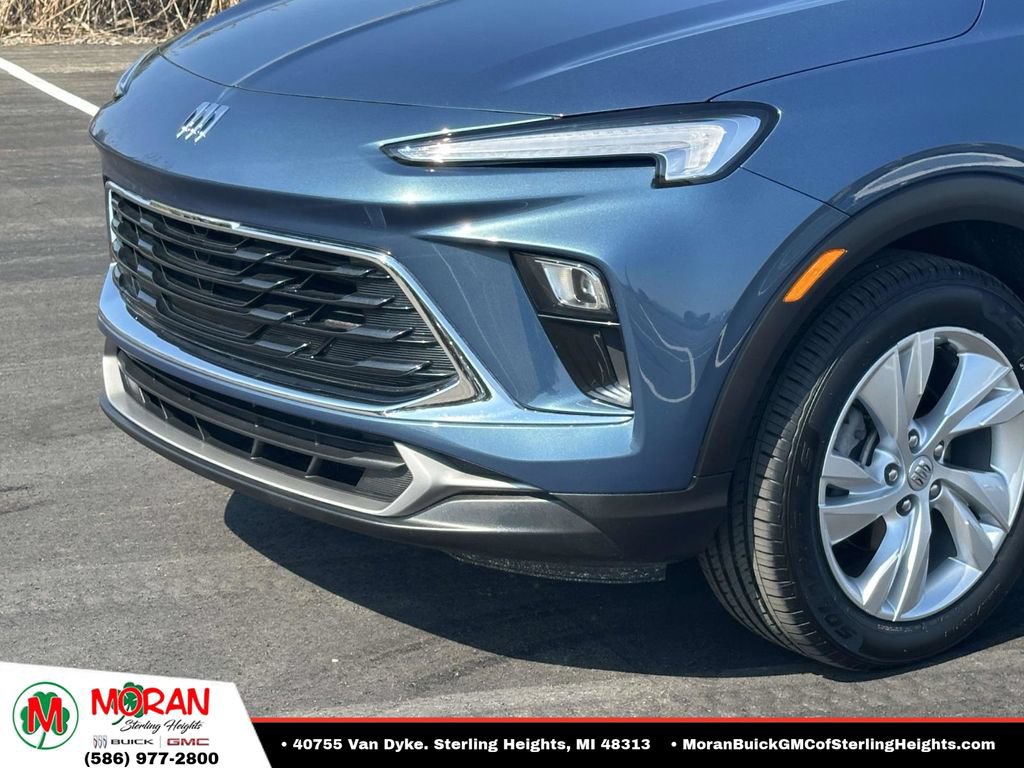 Certified 2024 Buick Encore GX Preferred FWD image 7