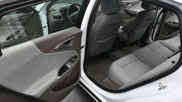 Used 2019 Chevrolet Malibu LS FWD image 23