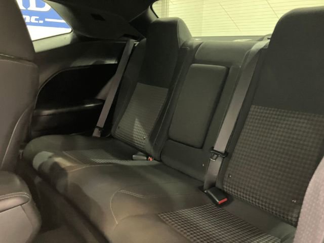 Used 2019 Dodge Challenger SXT image 45
