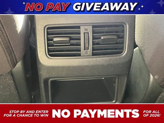 Used 2024 Nissan Rogue S image 24