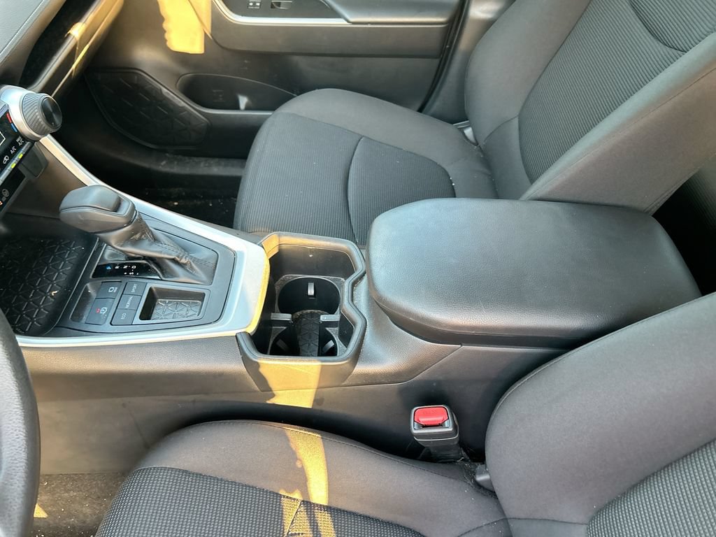 Certified 2023 Toyota RAV4 LE FWD image 27