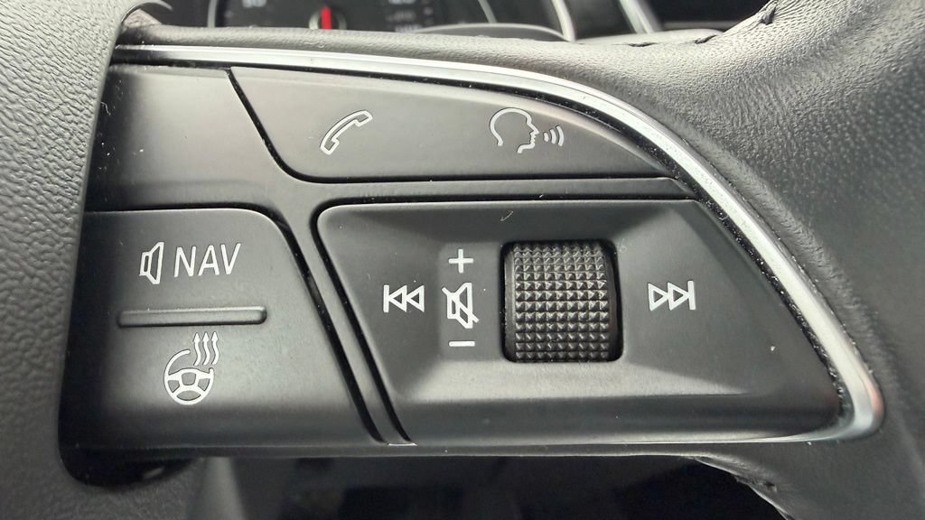 Used 2019 Audi Q7 3.0T Premium AWD/4WD image 25