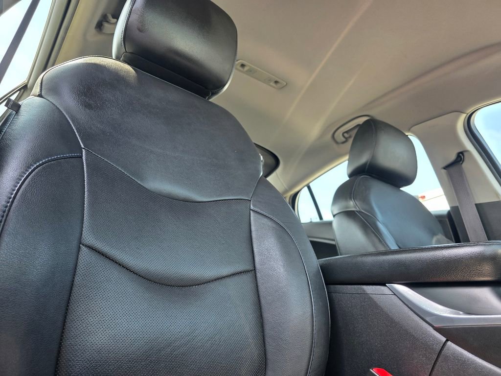 Used 2016 Chevrolet Volt Premier w/ Driver Confidence Package image 25