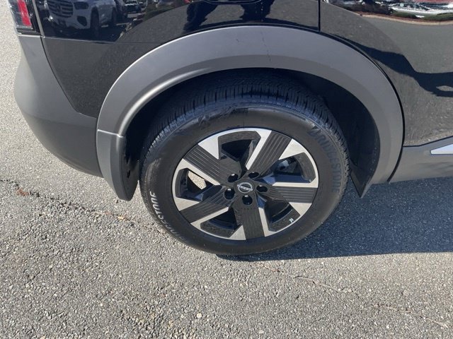 Used 2026 Nissan Kicks SV w/ SV Premium Package AWD/4WD image 7
