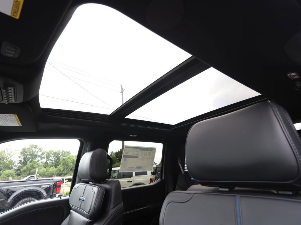 New 2026 Ford F250 Platinum w/ Tremor Off-Road Package image 6