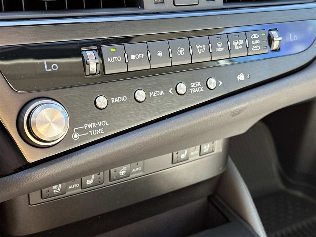 New 2025 Lexus ES 350 w/ Premium Package image 22