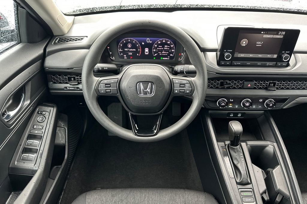 Certified 2025 Honda Accord LX image 13