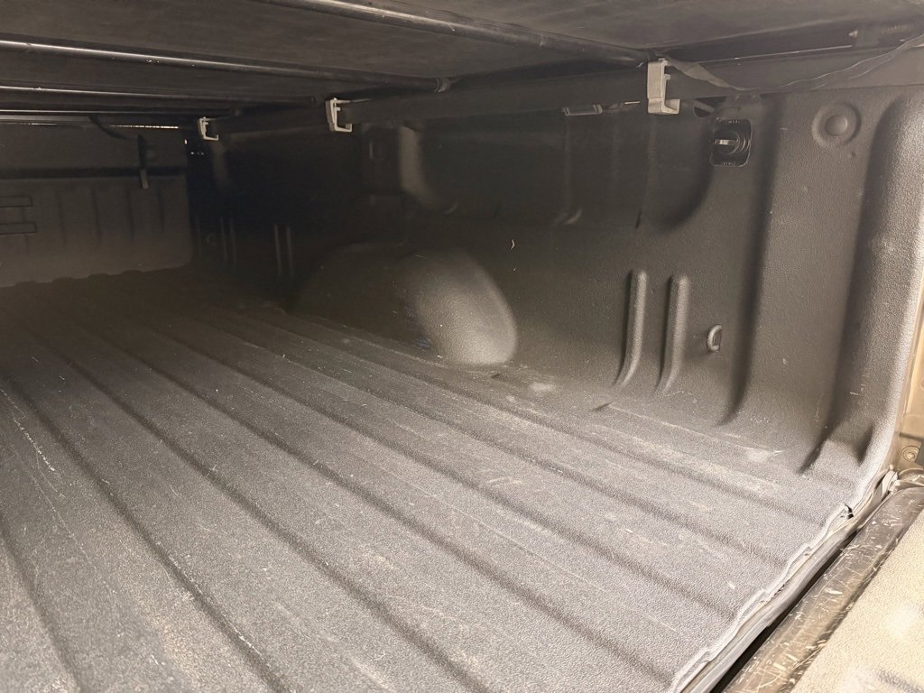 Used 2015 GMC Sierra 2500 SLE w/ SLE Preferred Package image 10