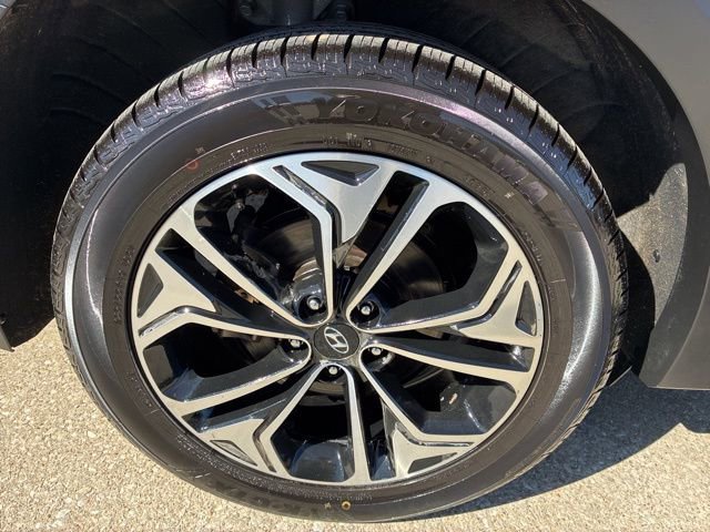 Used 2019 Hyundai Santa Fe AWD image 14