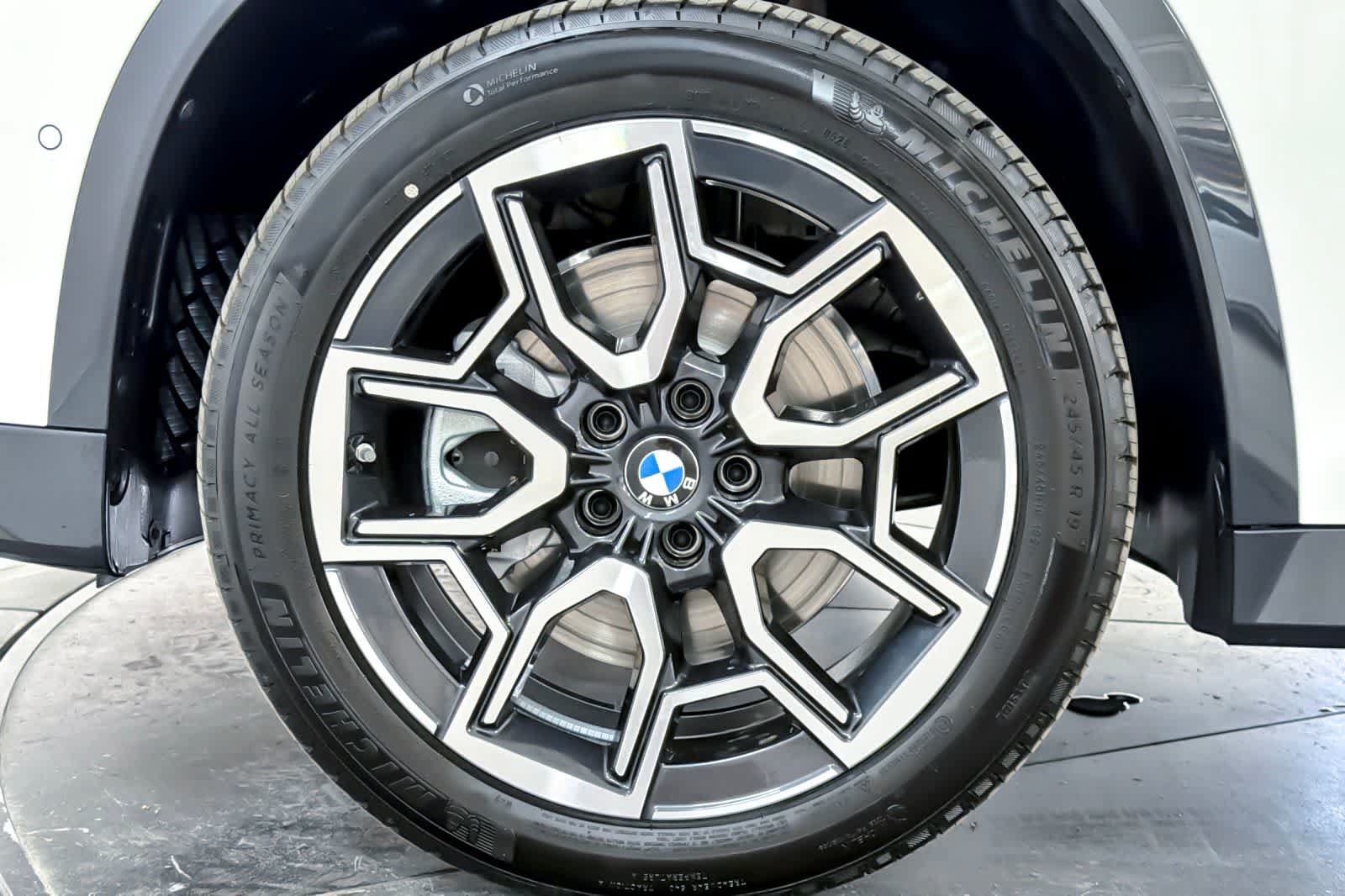 New 2026 BMW X1 xDrive28i w/ Convenience Package AWD/4WD image 25
