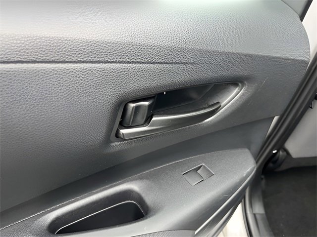 Used 2024 Toyota Corolla LE image 28