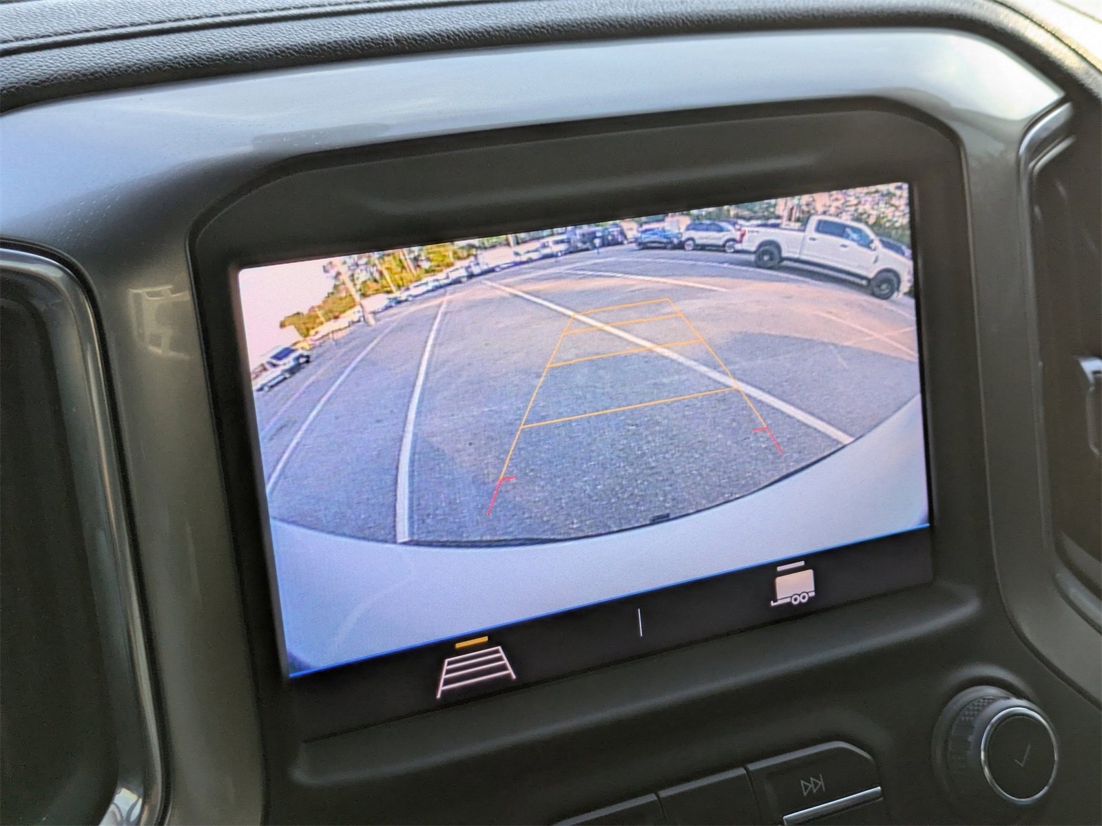 Used 2022 Chevrolet Silverado 1500 LT Trail Boss w/ Bed Protection Package image 23