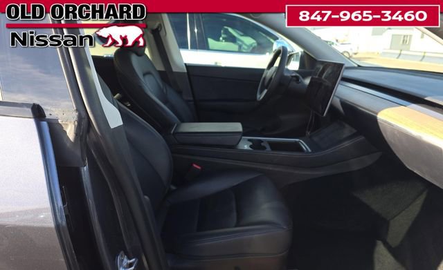Used 2022 Tesla Model Y Performance image 8