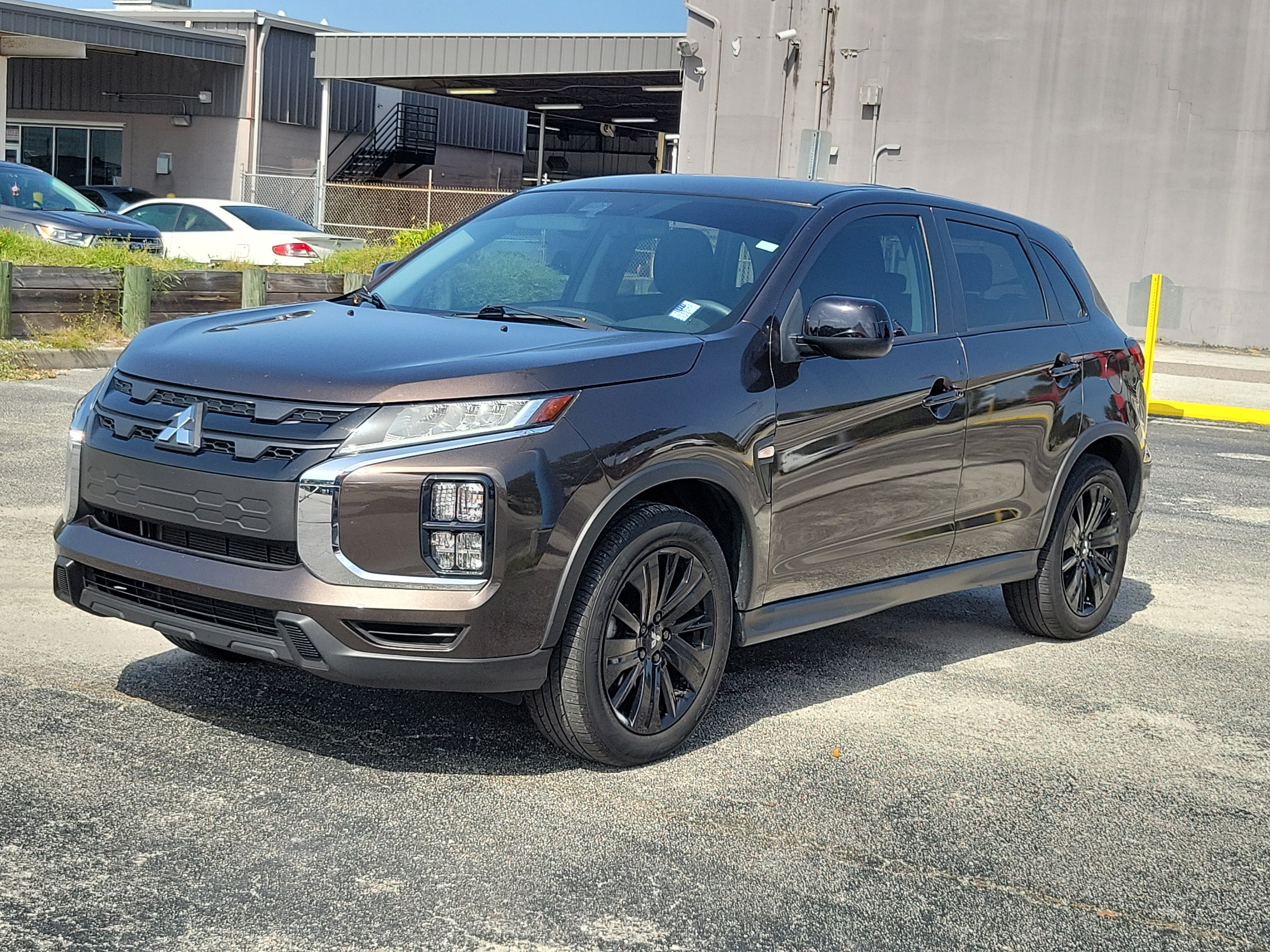 Used 2024 Mitsubishi Outlander Sport AWD image 2