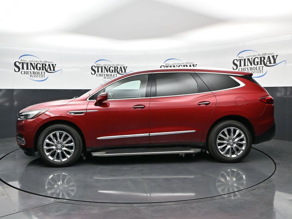 Used 2019 Buick Enclave Premium w/ Experience Buick Package image 4