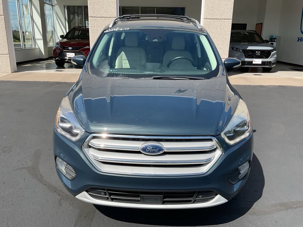 Used 2019 Ford Escape Titanium AWD/4WD image 2