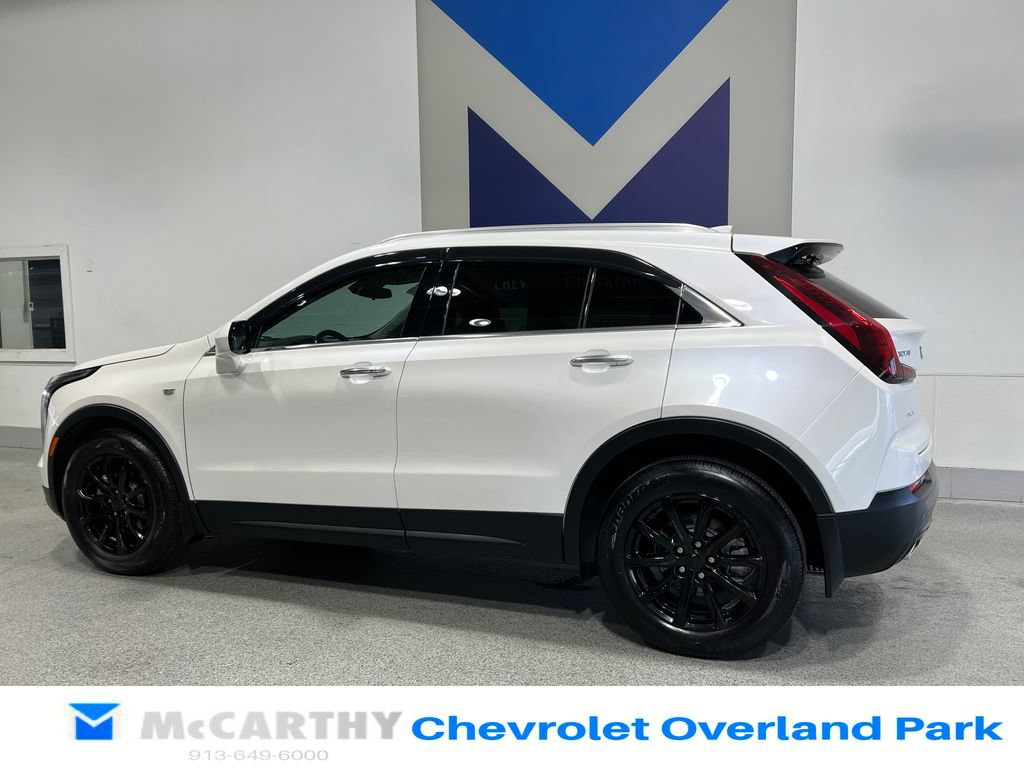 Used 2022 Cadillac XT4 Luxury w/ Cold Weather Package AWD/4WD image 7