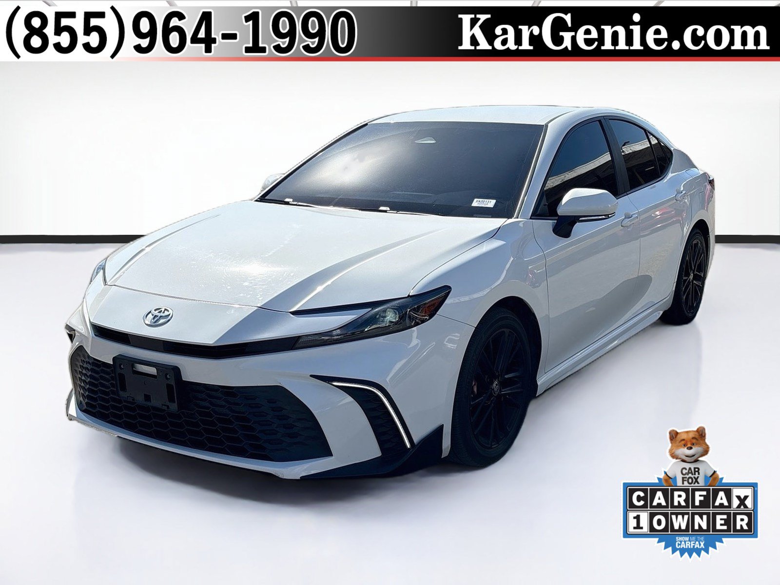 Used 2025 Toyota Camry SE w/ Convenience Package FWD image 1