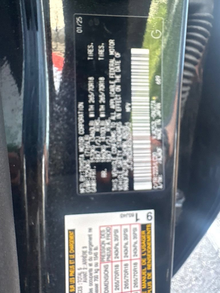 Used 2025 Lexus GX 550 AWD/4WD image 9