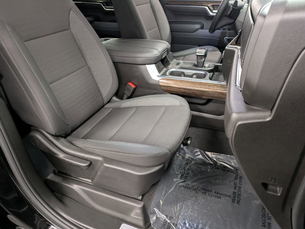 Used 2024 GMC Sierra 1500 Elevation w/ LPO, Elevation Black Package image 29