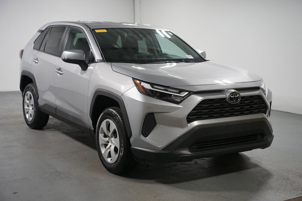 Certified 2025 Toyota RAV4 LE image 3