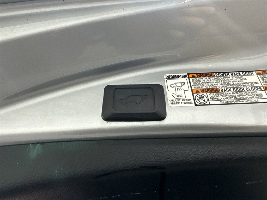 Used 2017 Toyota RAV4 XLE image 20