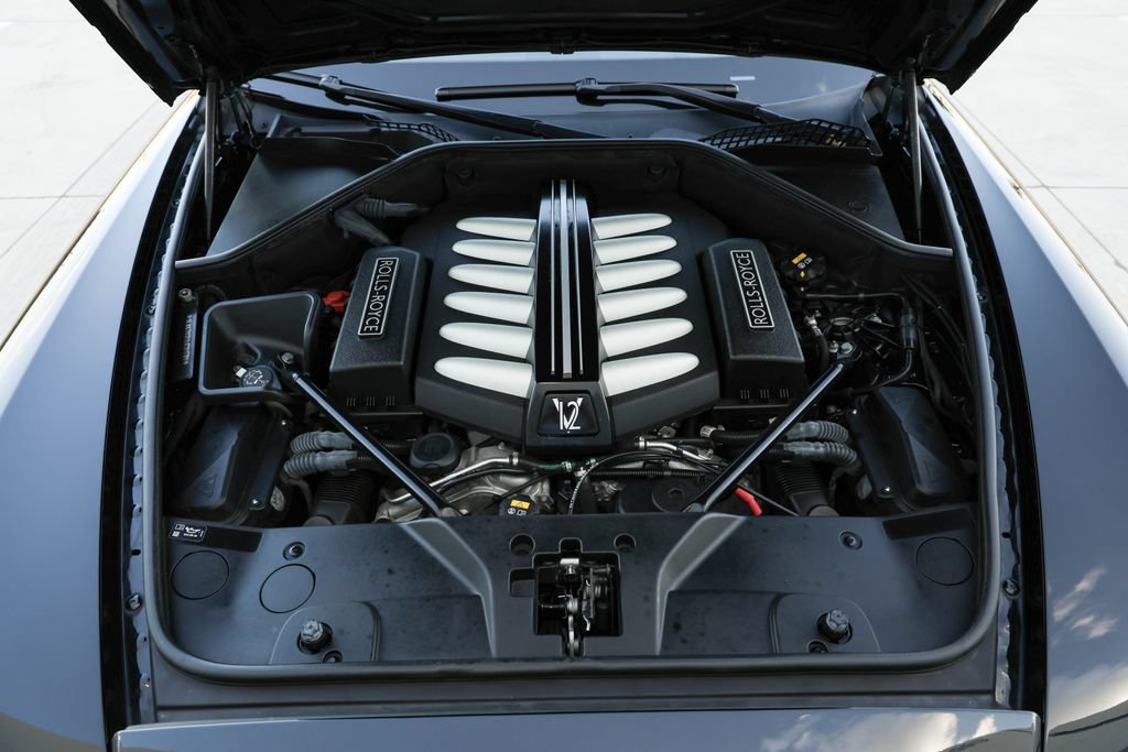 Used 2020 Rolls-Royce Wraith RWD image 22