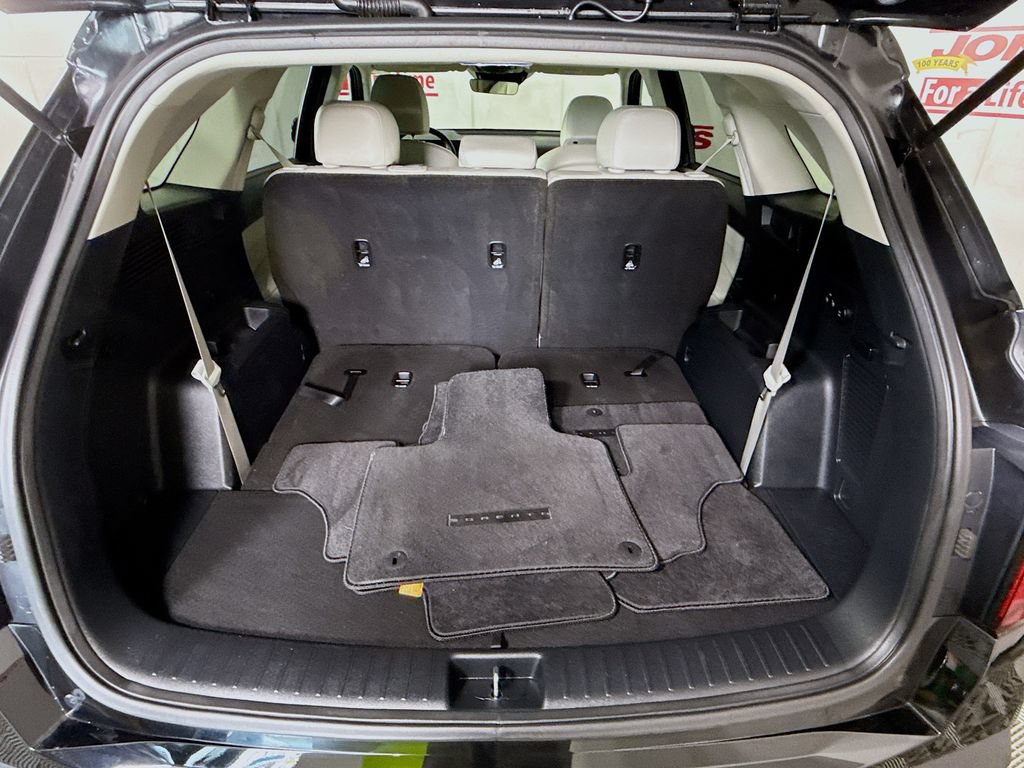 Used 2025 Kia Sorento S w/ Panoramic Sunroof Package AWD/4WD image 29