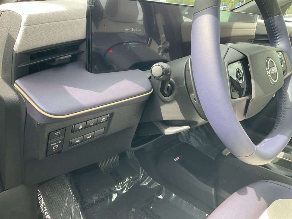 New 2026 Nissan Leaf Platinum+ w/ Cargo Package (Platinum+) image 14