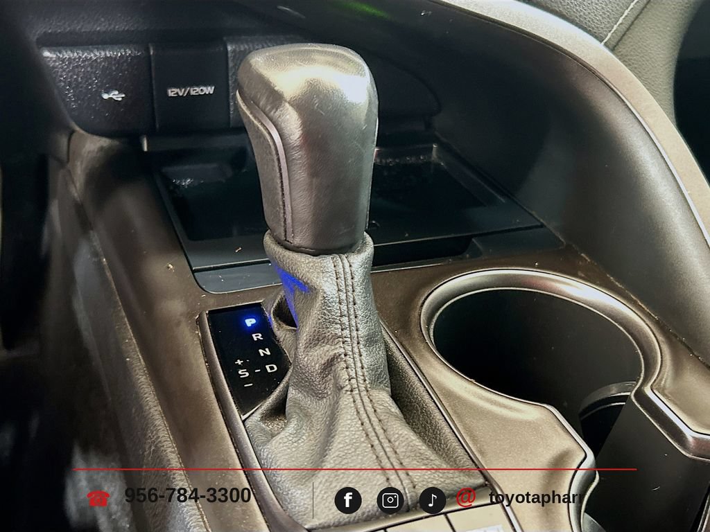 Used 2022 Toyota Camry XSE w/ Cold Weather Package FWD image 14