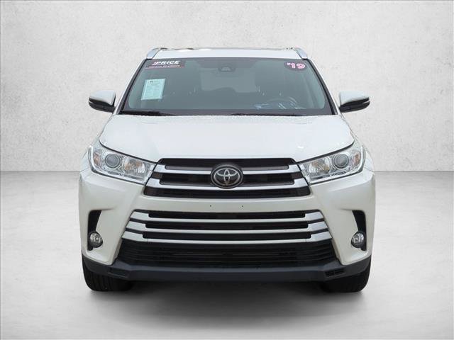 Certified 2017 Toyota Highlander XLE AWD/4WD video 2