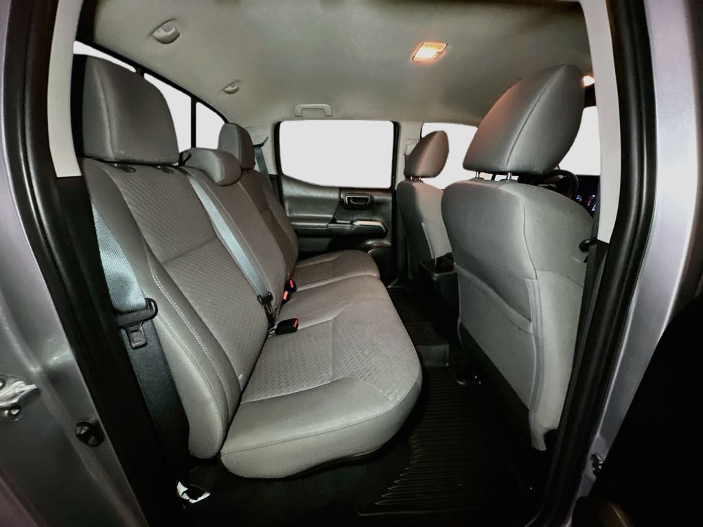 Used 2023 Toyota Tacoma SR5 w/ Black Out Package (TMS) AWD/4WD image 34