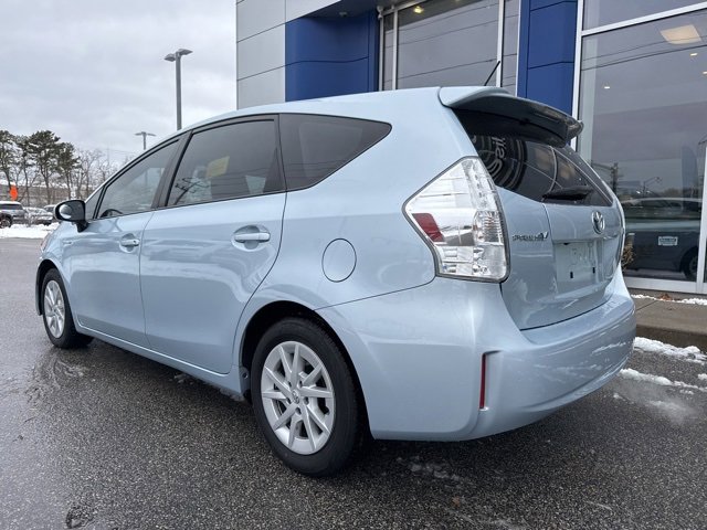 Used 2013 Toyota Prius V Three image 9