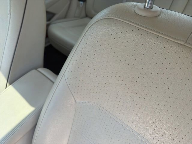 Used 2018 Volkswagen Passat 2.0T SE FWD image 15