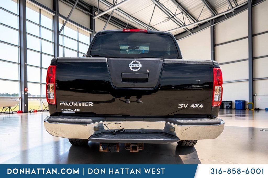 Used 2012 Nissan Frontier SV w/ SV Premium Utility Pkg AWD/4WD image 25
