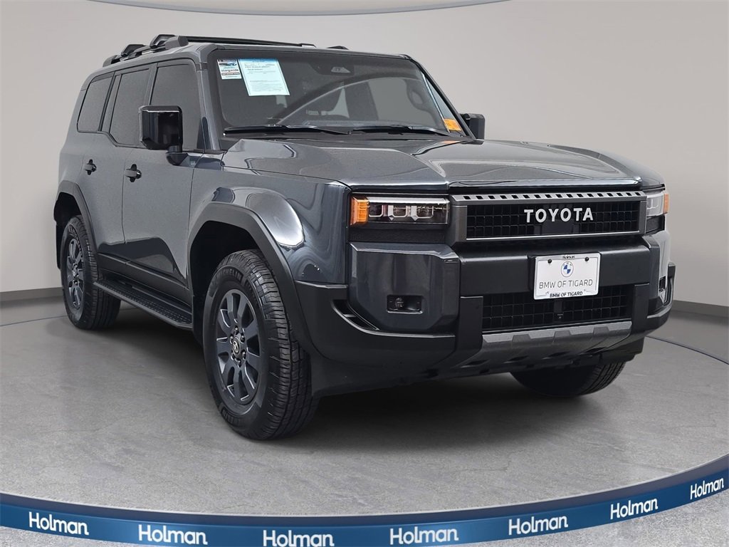 Used 2024 Toyota Land Cruiser image 3