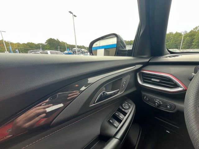 Certified 2022 Chevrolet TrailBlazer RS w/ Technology Package image 18