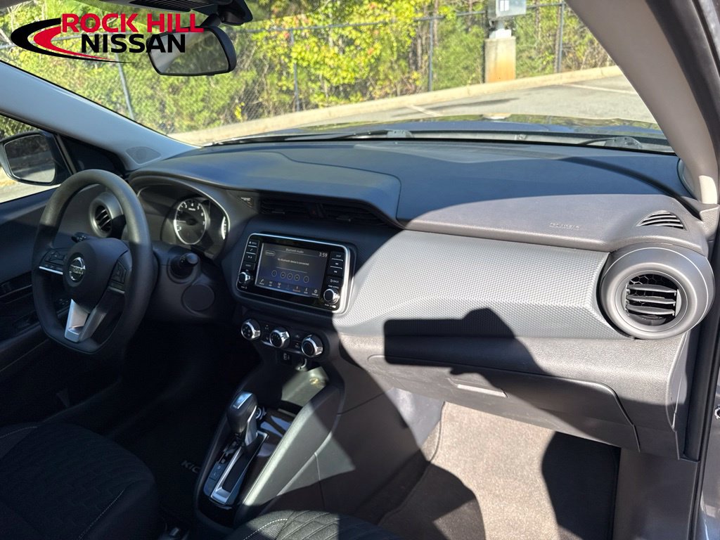 Used 2021 Nissan Kicks S FWD image 33