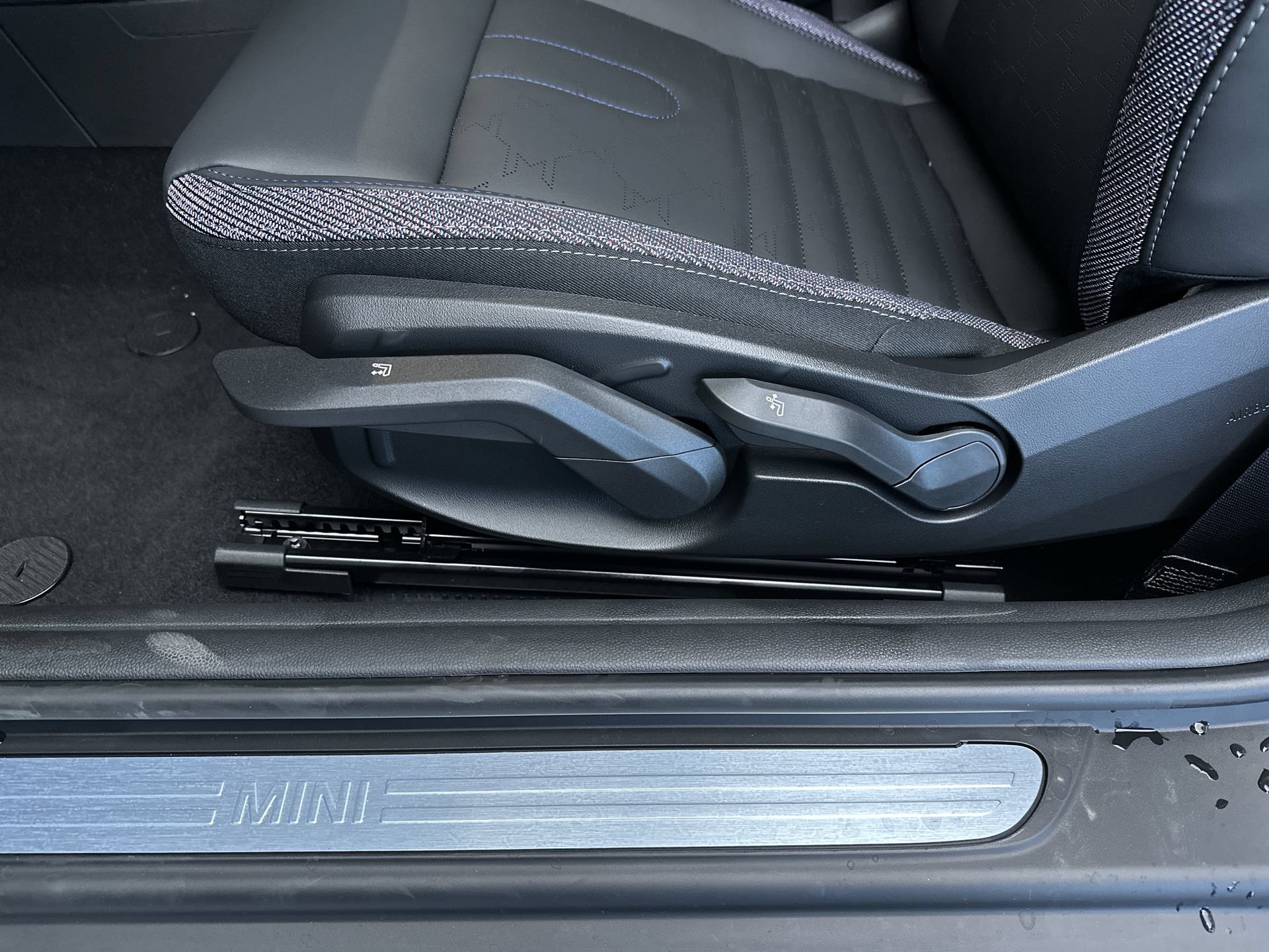New 2026 MINI Cooper S FWD image 15